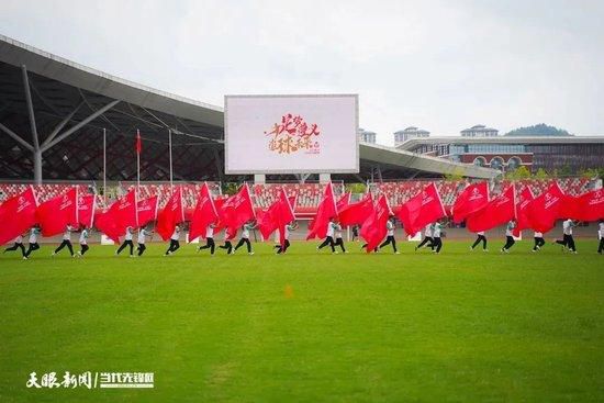 太阳报：瓦拉内将在明夏离开曼联，转会费1700万-2000万镑瓦拉内目前在曼联的顺位已经下滑，有消息称他有可能在冬窗就被曼联出售。
